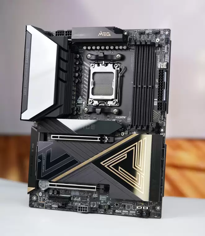 ����MEG X870E ACE MAX�������⣺��ս�콢�����±��