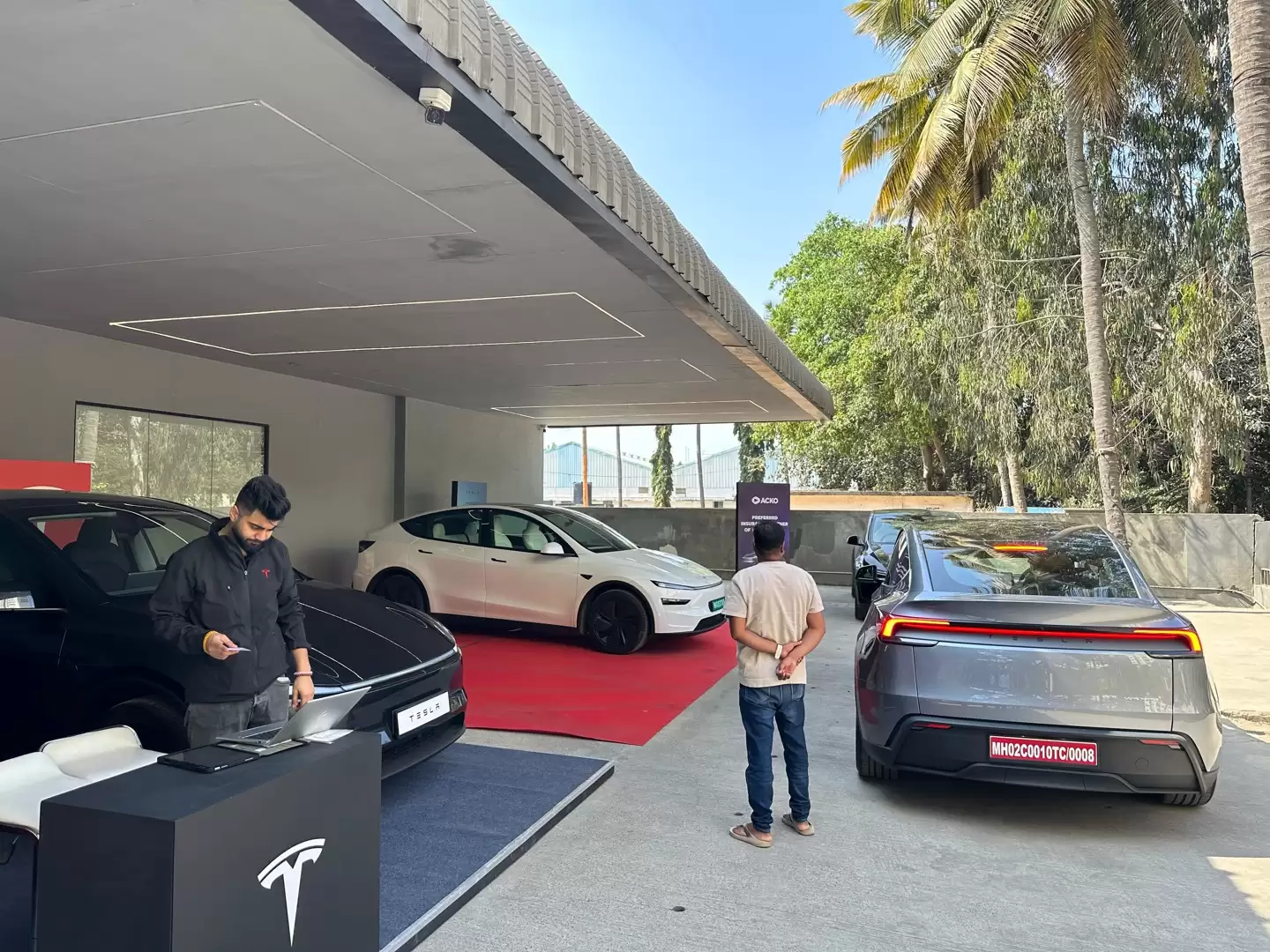 ��Ϣ����˹����ӡ�����죬δ�۳��� Model Y ��ʼ���۴���