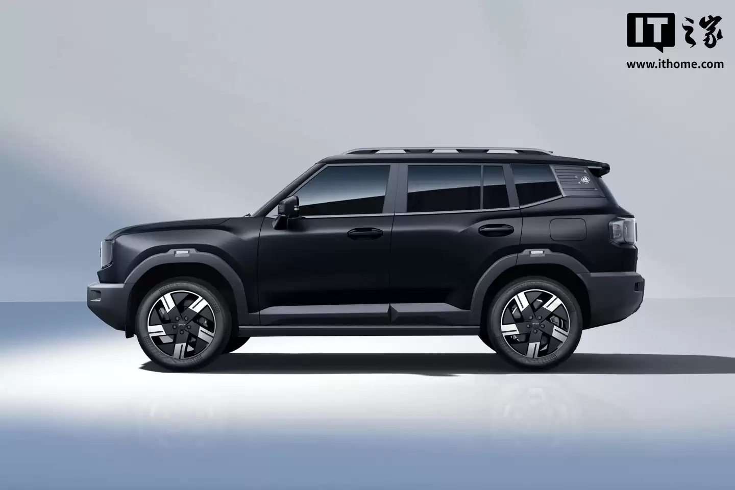 �ۼ� 12.79 ��Ԫ����ۺڻ�����;������ / �����ߺ���ʿ����