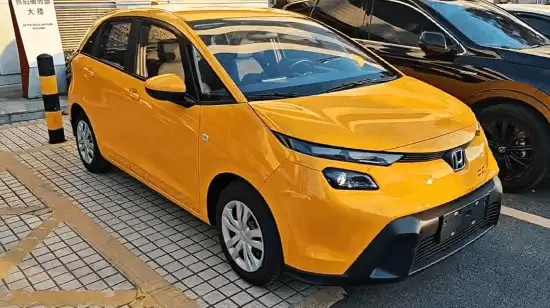ȫ��һ���ɶȽ����У�����3000̨��6.38����
