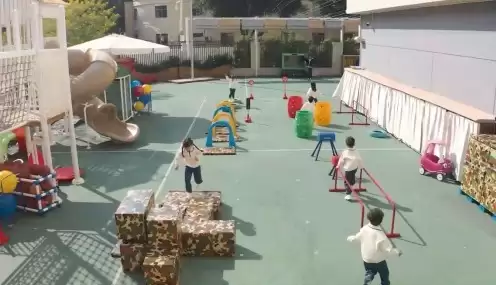 ���½���ߣ�C-Life�����˶������׶�԰����AI������ɫ�ǻ�У԰