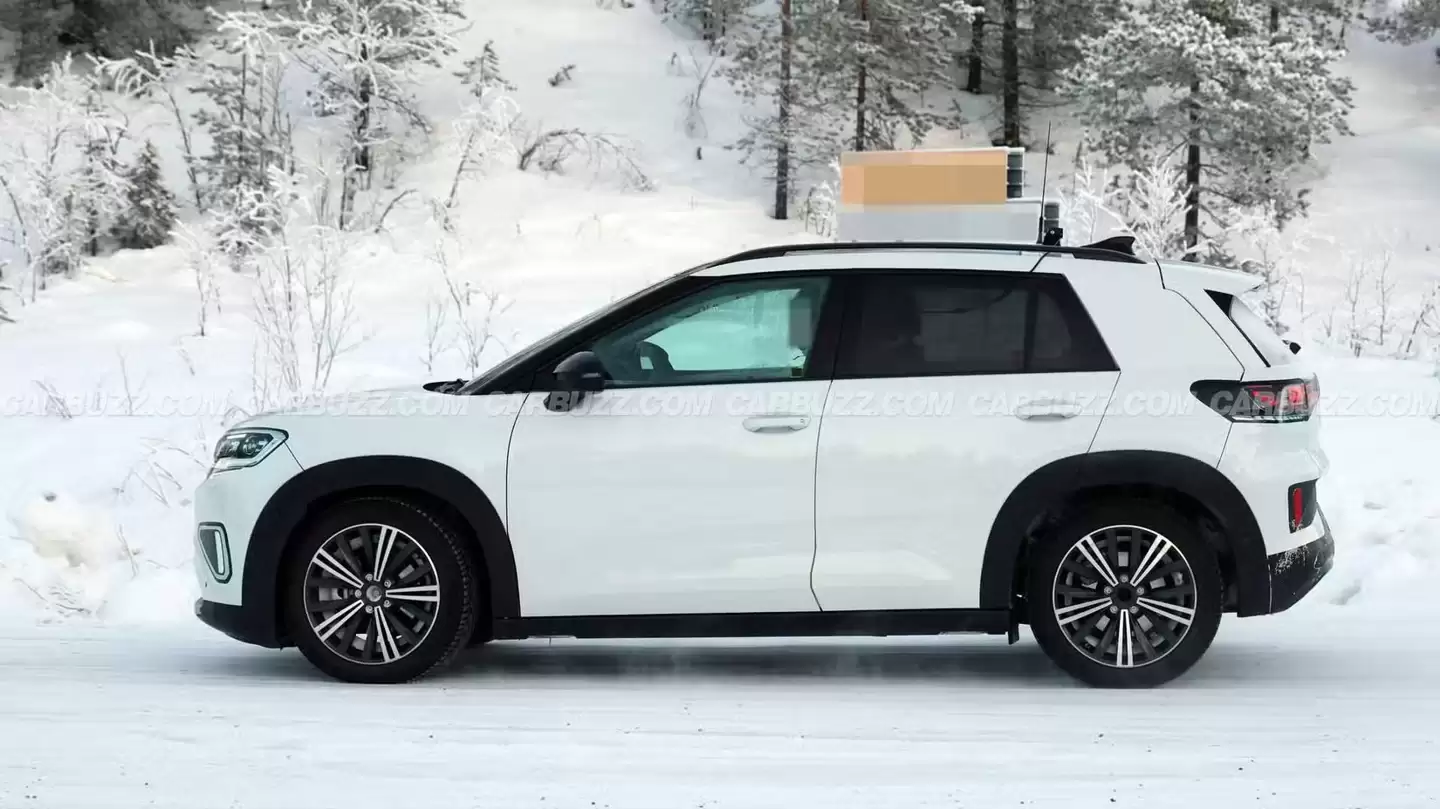 ���� ID. Cross ����С�� SUV ·��ͼ�ع�