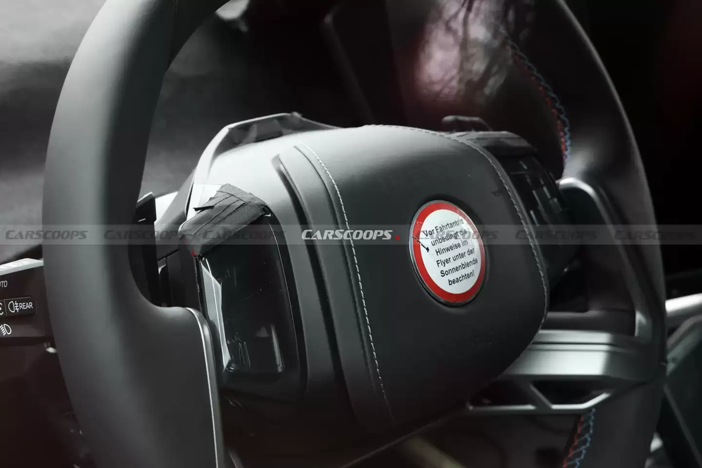 ���� iX3 M ������ SUV ·��ͼ�ع�