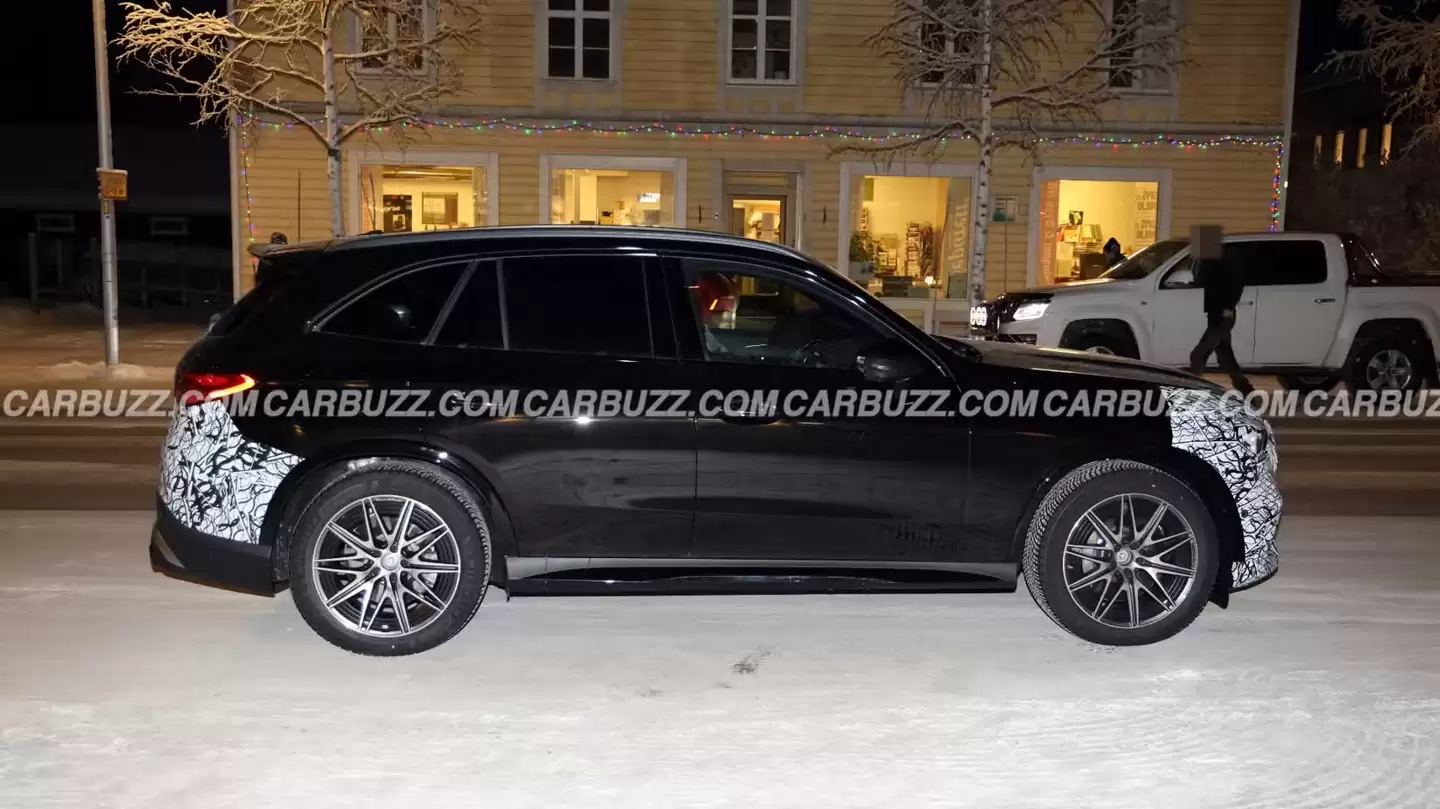 ���� AMG GLC 53 SUV ·��ͼ�ع�