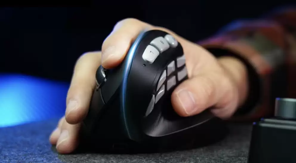 �Դ� 7 ����������幤ѧ��꣬SOLAKAKA E9 Pro �����ڳ�ƽ̨