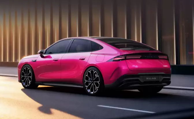 ������� A9 �������ࣺAI ��Ϭ�ǲա���ӥ��ʻ����