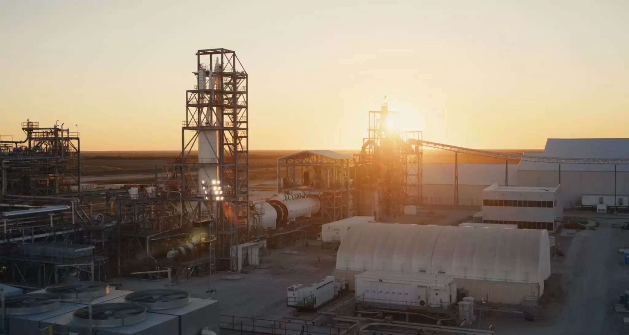 ��˹������﮾�������ʽͶ������˹�˳��䡰�������Ƚ���