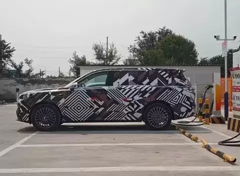 κ���׿��콢SUV���࣬���ز�춯����800V���