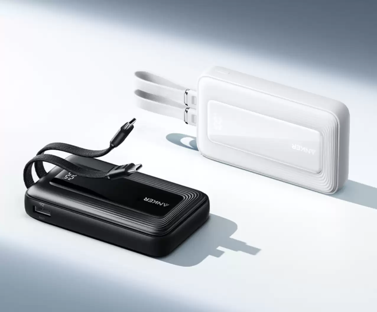 ƻ�� iPhone ���ٿ�䣺Anker �Դ�˫�߳�籦 20000mAh ������ 141.8 Ԫ