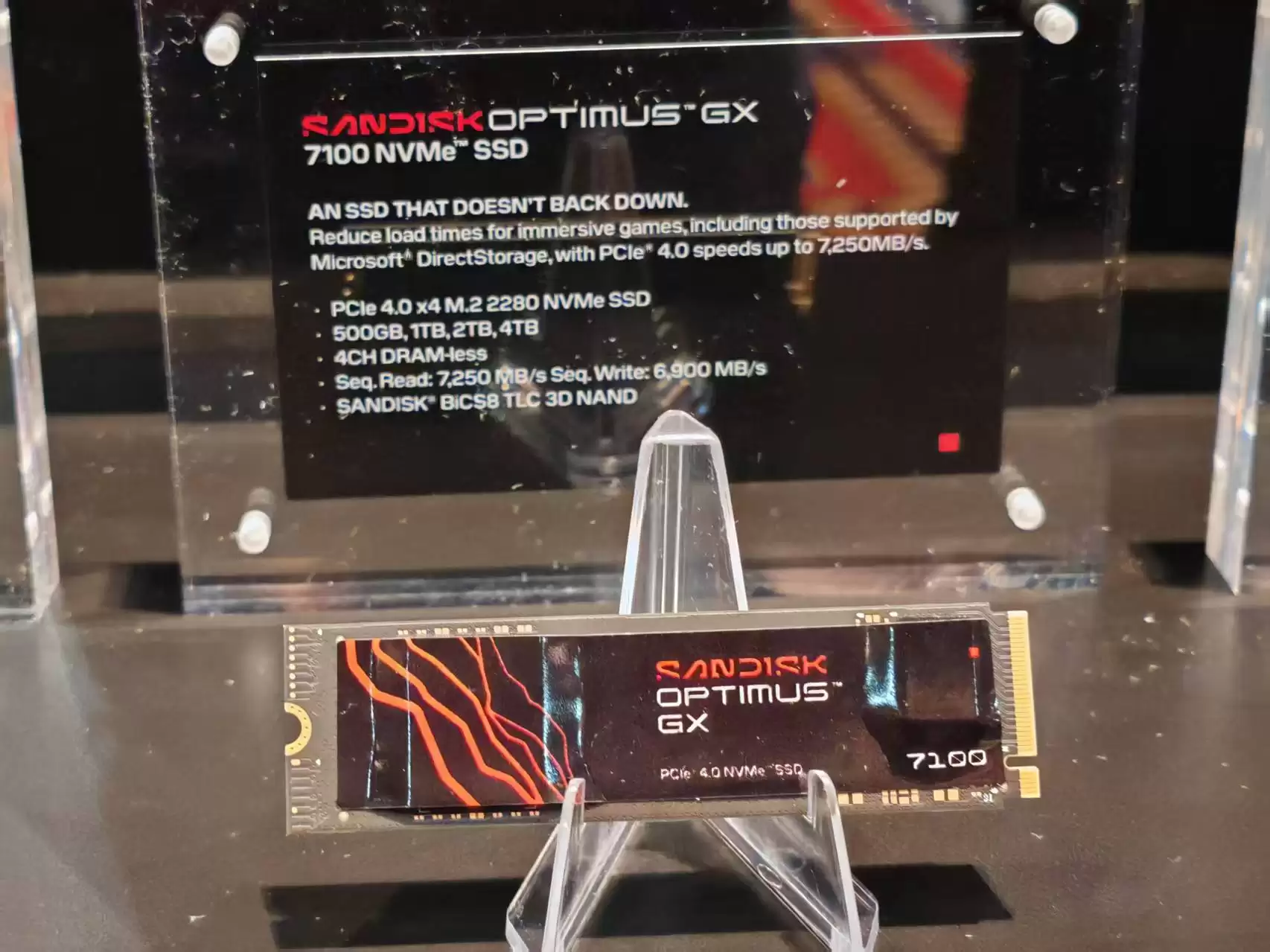 �����漼�������洢���� CES 2026���Ϲ���SANDISK Optimus��ƷƷ��