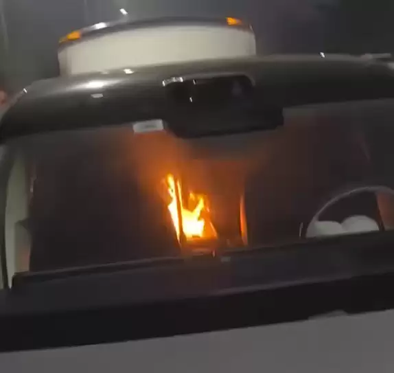 �������з����ˣ�����һ̨��� S800 ���ŷ����䴦ð�̲���������ϵ�����ܼ�ѹ���£��ǳ���ԭ��