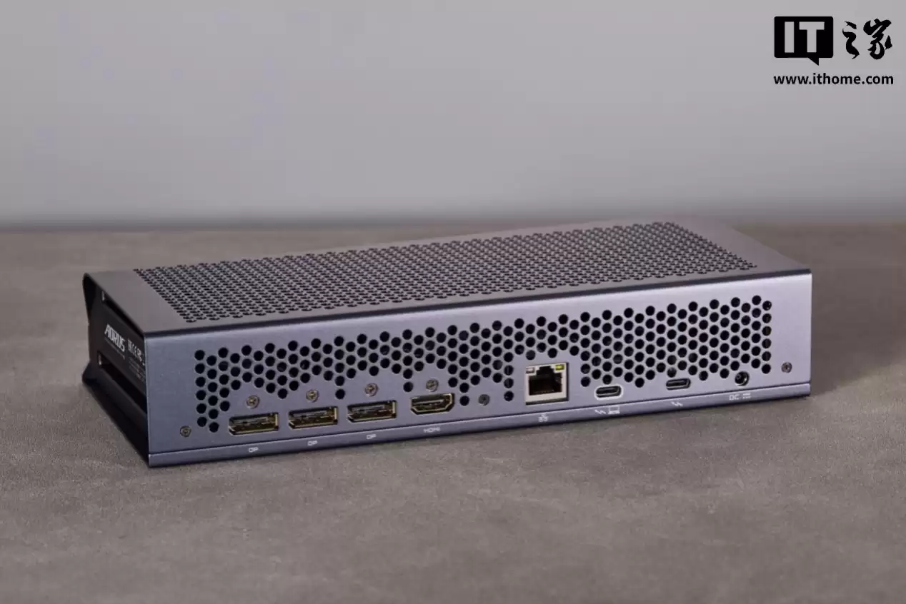 һ��㶨���� + ���� + ���ܣ����� RTX 5060 Ti AI BOX ��������