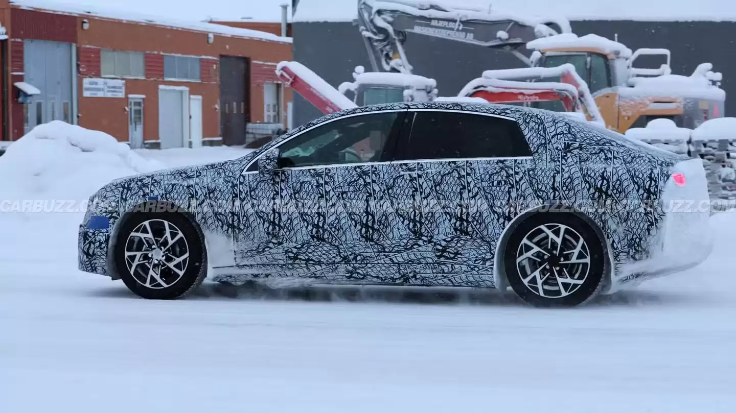 ���۴��� C ���γ�·��ͼ�ع⣺������ָ 800 ������ͻع鴫ͳ