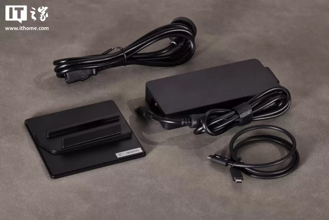 һ��㶨���� + ���� + ���ܣ����� RTX 5060 Ti AI BOX ��������