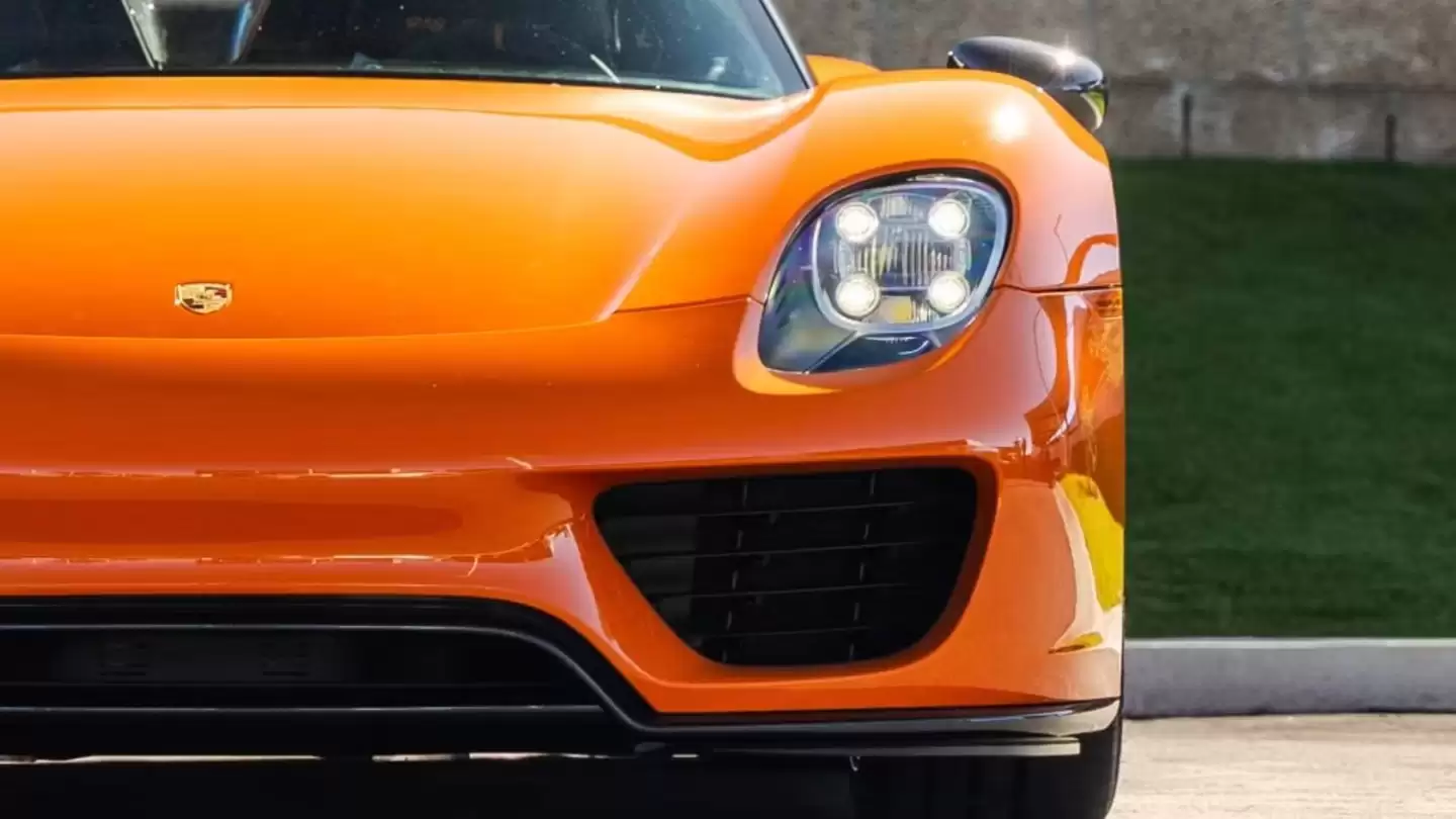 605 ����Ԫ��ʷ�����ʱ�� 918 Spyder ������ȫ��Ψһ���ƴ���ɫ