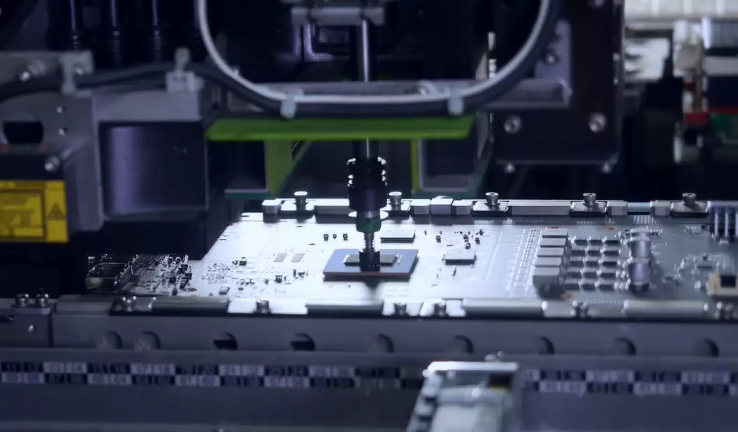 ����˺�ѱ�ţ���˶�Կ�����G-SYNC��ÿһ֡����׼ͬ��