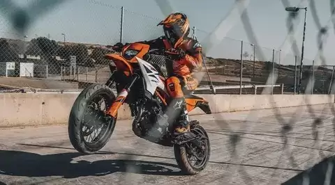 KTM�ٻ�2512��2025��Ħ�г��򷢶������²�֧�ܵ��ɶ��ѷ���