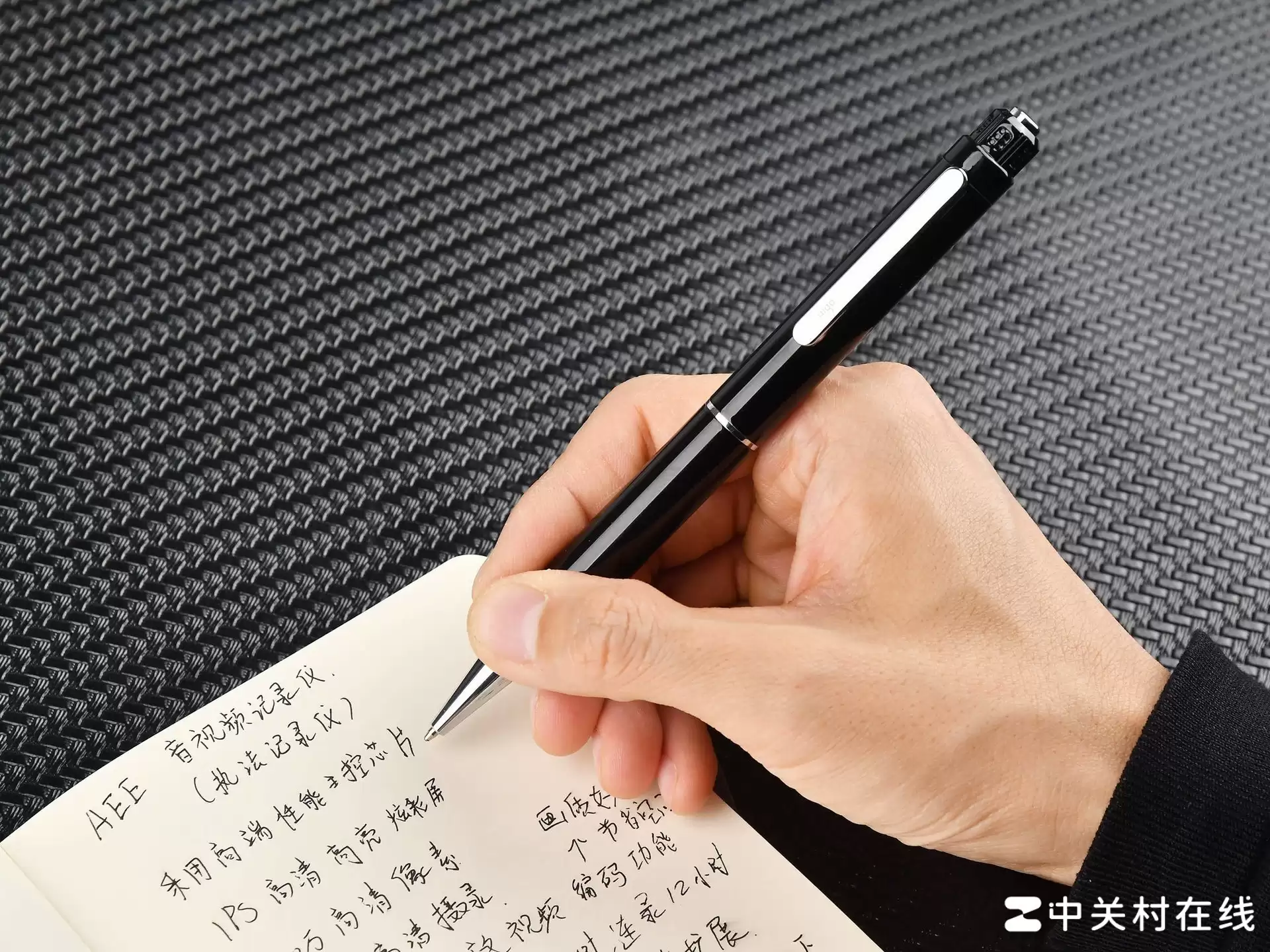 ����ͷ��Ϣ����������ʲ���¼���ʵĽ�ɫ���ڱ���д