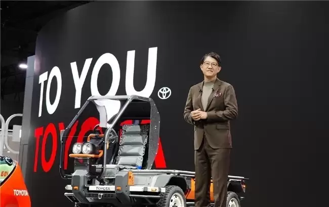 ��������������ʱ�����������׿���˹ƾ�γ�Ϊ���С������ɡ�