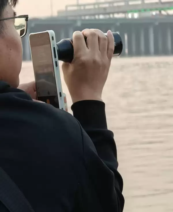 OPPO Find X9 Ultra�ع⣺300mm���ྵ+����ȫ���Σ�3�·���