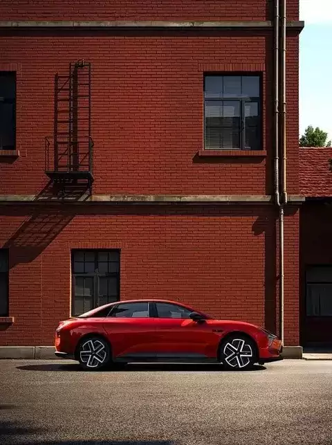 С��MONA M03���������Ӻ���ɫ���ۼ�11.98�����������620km