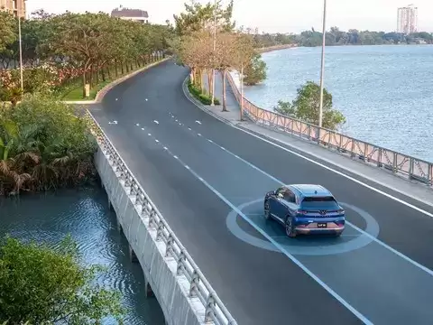 VinFastЯ��Autobrains�ƴ��Ӿ�L4�Զ���ʻRobo-Car