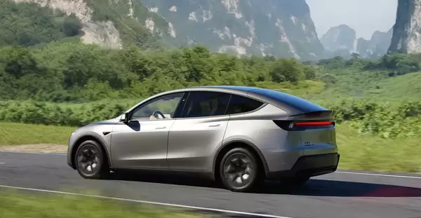 ��˹������Model Y L����88kWh��ء�CLTC������800����