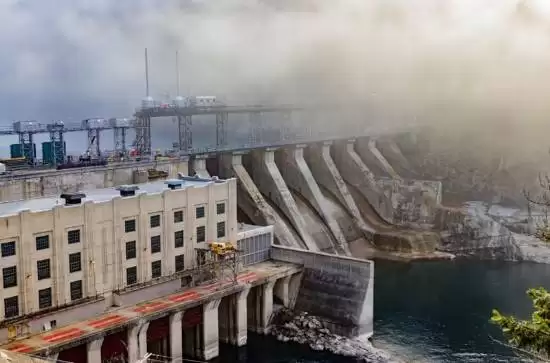 AI���������Ƹ��������ĺ�ˮ����΢��2030��ˮ�㼣���800����