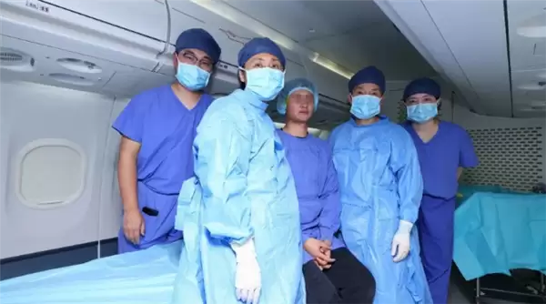 �ҹ��׼���ٽ���C909�ɻ�ҽԺ������������������ۿ�����