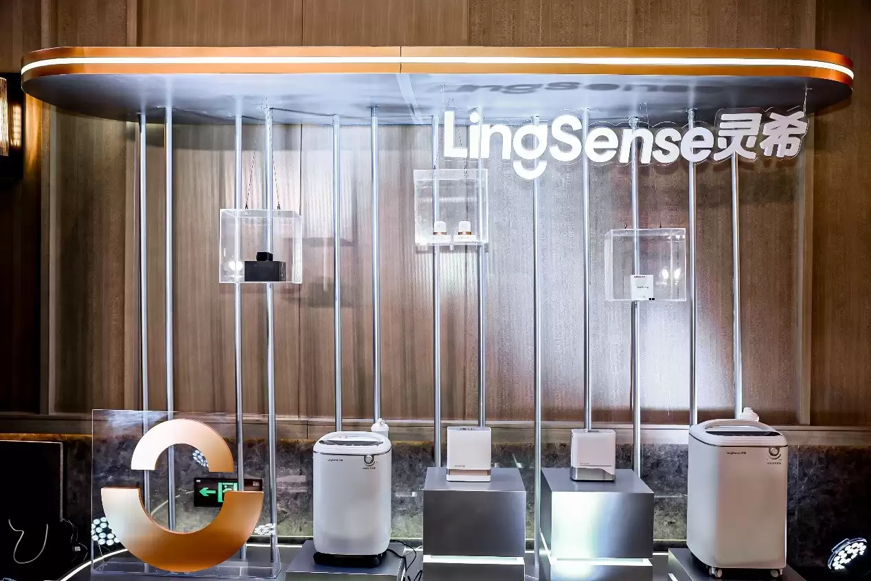 ������������������������������Ӳ��+AIƽ̨�����ܽ�������δ��