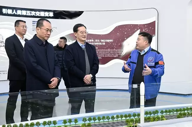 �Ӽ������ᵽ��ҵ�����  ����Ƽ�Я�ֱ���������ҵ������ϵ����չ