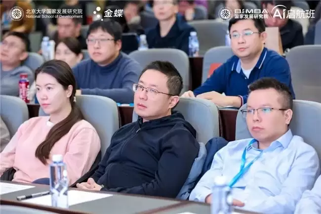 ��AI֮�ƣ�������֮�������Я�ֱ������Ժ������ҵAI����������