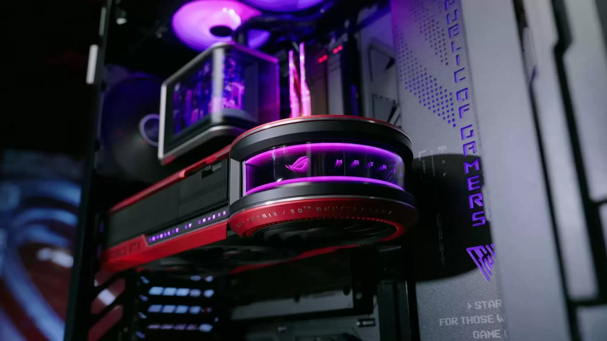 �콢ս��������ROG MATRIX ����5090DV2�Կ�30�������淢��