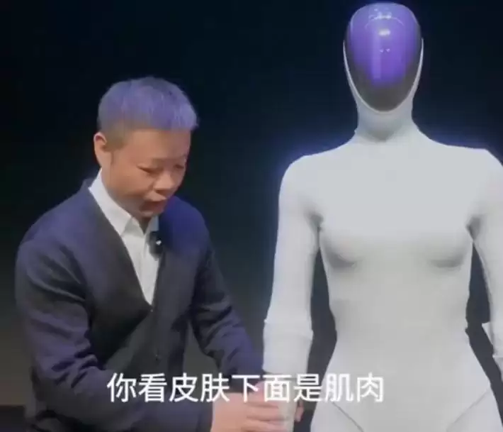 ��˹�˹���Optimus 3һ�����׷���΢��ȫϢAI+�������ܿ���ȫ��Ƽ��½���