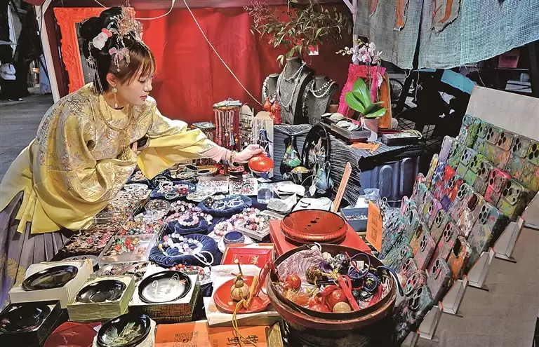 ������Ϊ�ΰ��ϡ��ϴ󼯡�