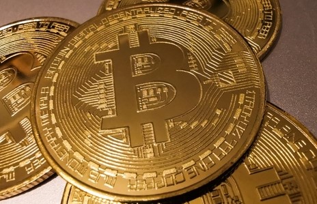 ���رһ�ů�����������������������塱�����γɣ����н������ڽ׶�