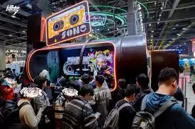 ���Σ�ʱ��֮����ө�����չ����վ�кξ��ʱ���