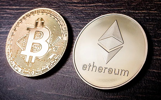 ���ر���ʷ��߼��Ƕ���