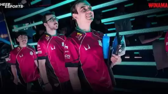 ����Ůѡ�֣�G2�����е�������¶��ҵǱ����