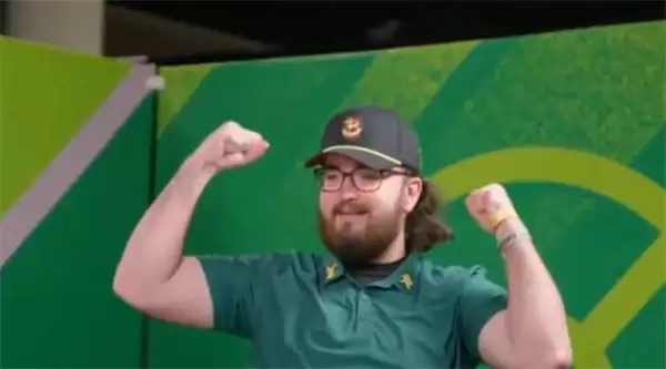 太离谱!《宝可梦Go》职业选手赢了决杀后竟因正常庆祝动作被取消冠军资格! 太离谱!《宝可梦Go》职业选手赢了决杀后竟因正常庆祝动作被取消冠军资格!