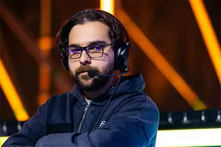 Spirit����hally����������Ӯ�¼������е����⣬magixxָ�����úܺ�