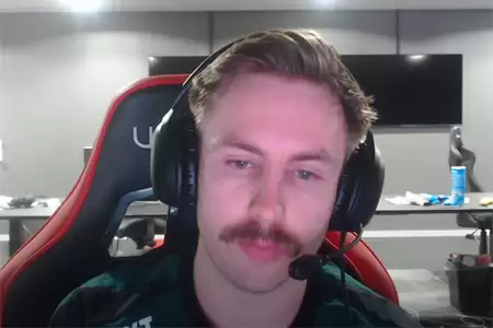 INS������ϣ�����ҵ������ҳɳ�Ϊ��ָ�ӵĽ���