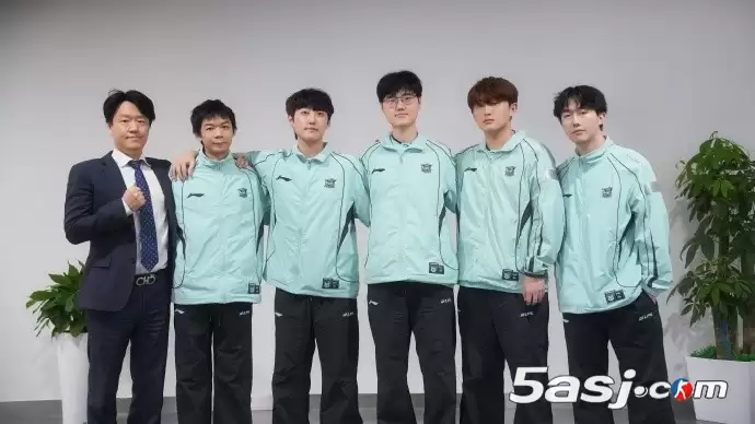 LNG���ĸ���һ���Σ�ÿ���˶���Ŭ��������ϧ������δ�������