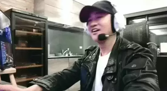 ����ƾ�潫�����ⷭ�죡14�����COS������ҫ������