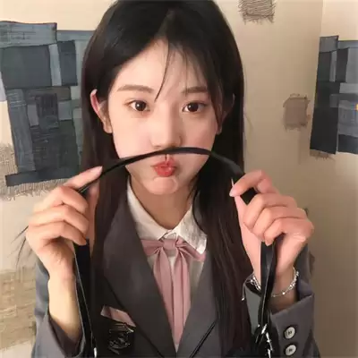 ϲ�����������߼���Ů��(��ѡ100��)