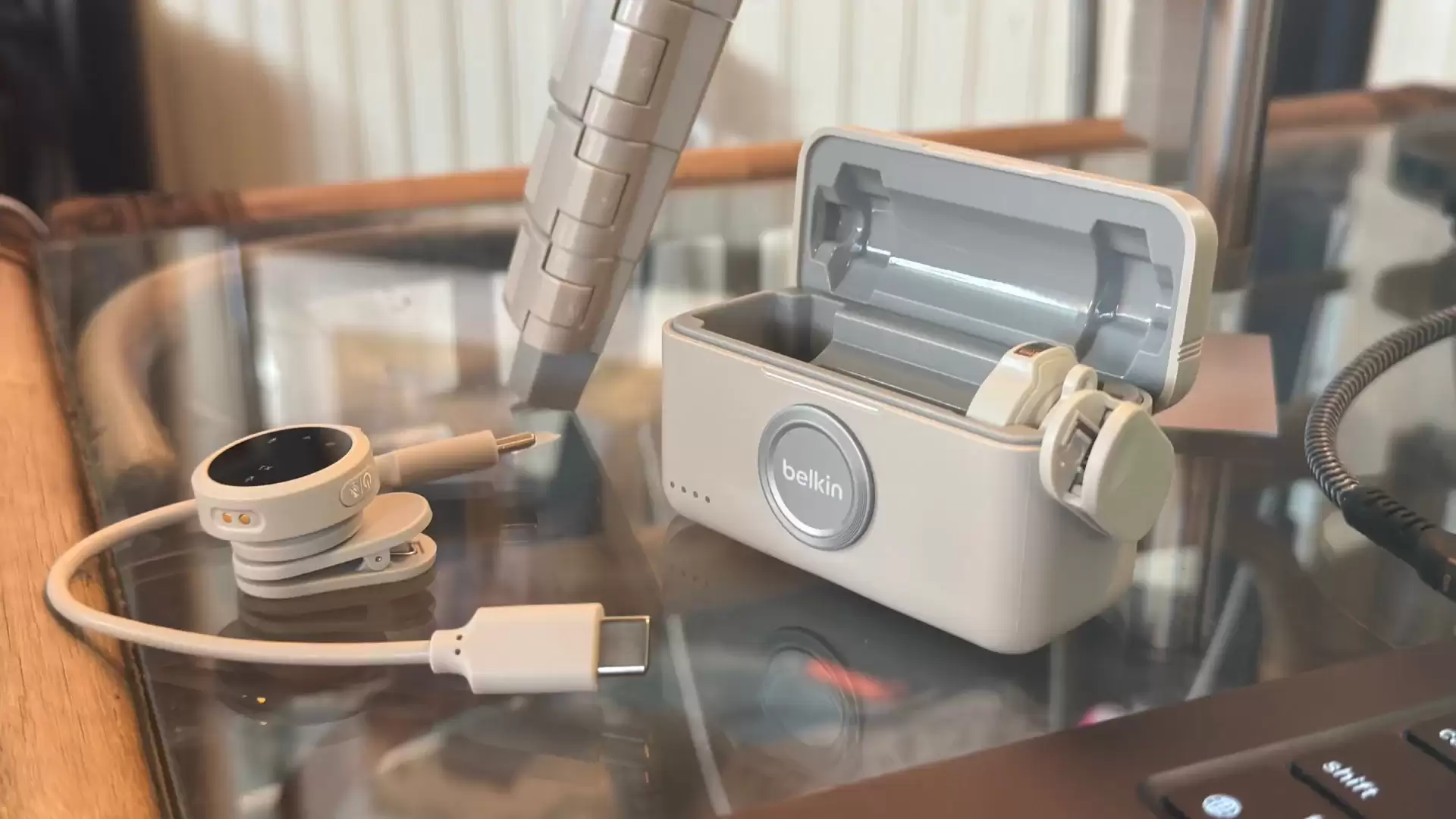 �������Ƴ������´����ߵ�������˷������ż�������װ