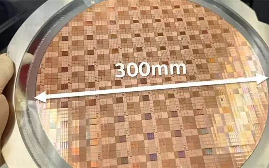 Intel�ش�ͻ�ƣ����ȫ���GaNоƬ����ͷ��˿��1/5