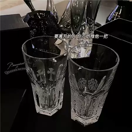 �˸�Ӣ����Ů������(��ѡ100��)