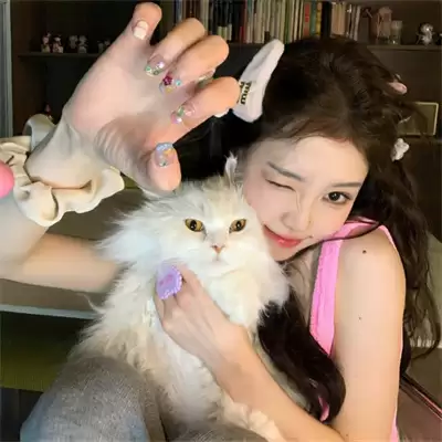 �ɰ�����������Ů��(��ѡ100��)