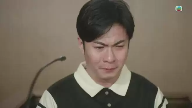 �옷����4��犷�ͥ���ɫ�� �y����Ԋ���������Լ��Ȍ���